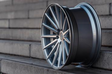 LCP-5 20x8.5 ET30 5x112 66,56 Machined Silver
